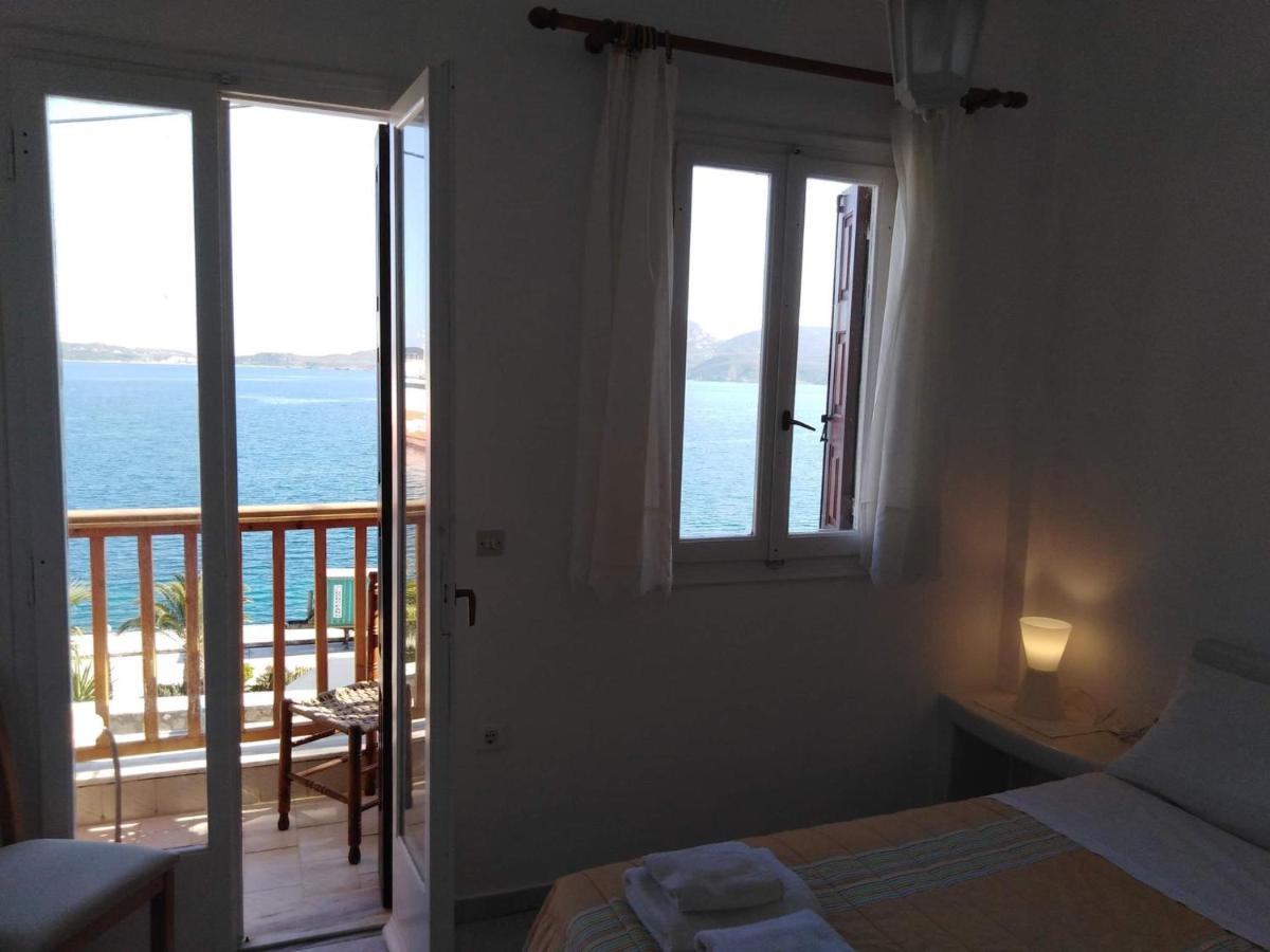 Adriani Sea View Rooms Adamantas  Bagian luar foto