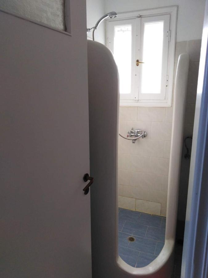 Adriani Sea View Rooms Adamantas  Bagian luar foto